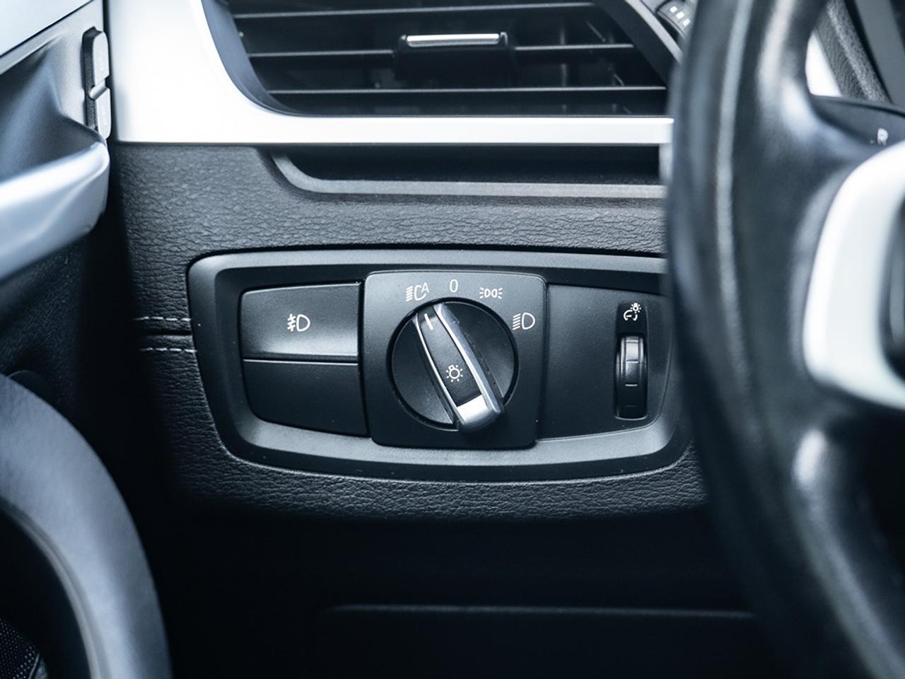 2021 BMW X1 xDrive28i Photo12