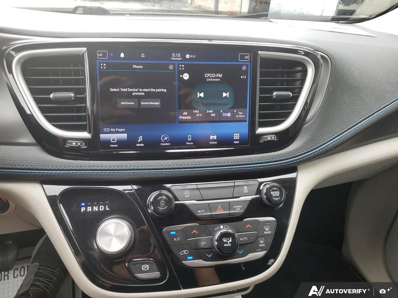 2021 Chrysler Pacifica Touring AWD Photo