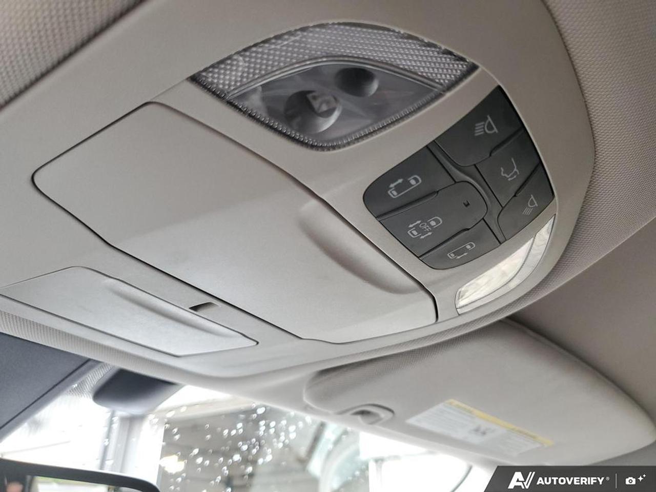 2021 Chrysler Pacifica Touring AWD Photo