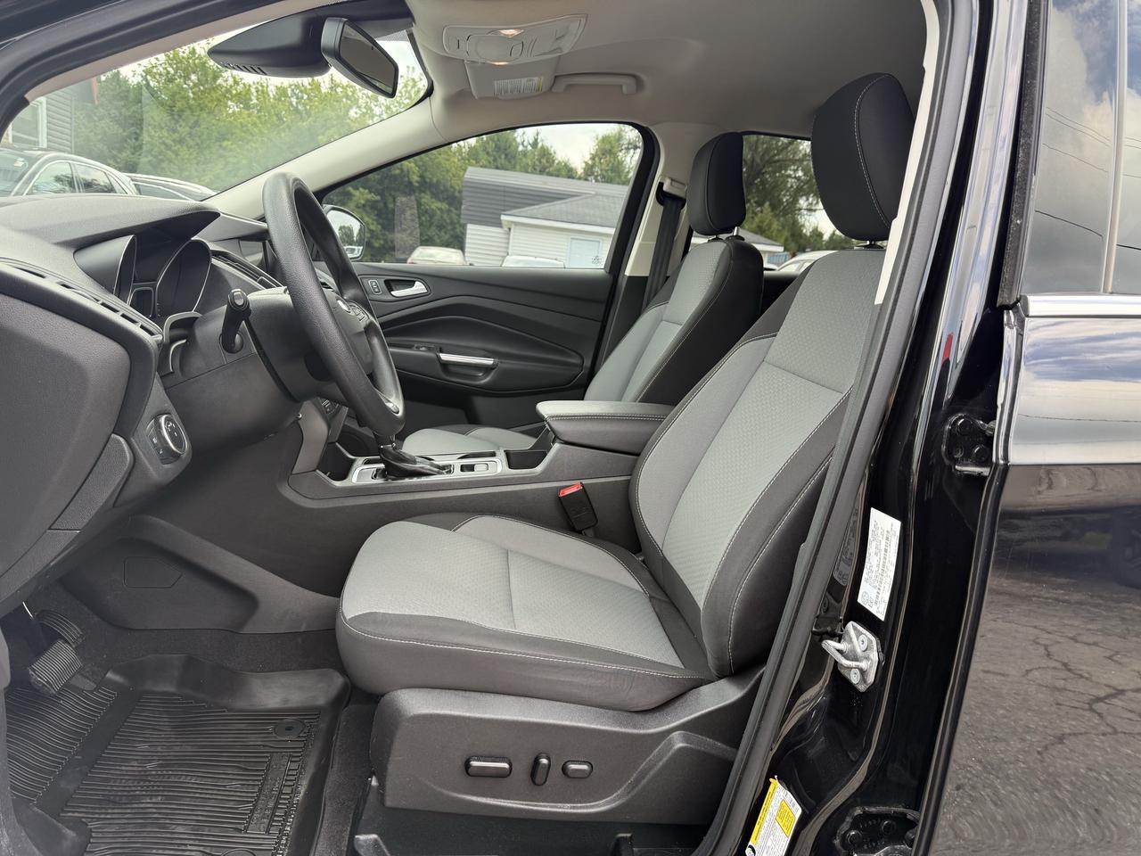 2019 Ford Escape SE 4WD Photo