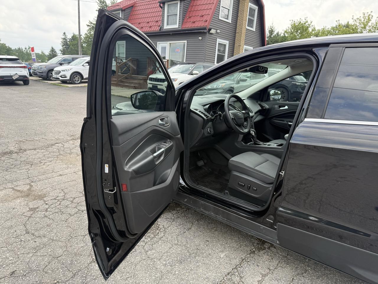 2019 Ford Escape SE 4WD Photo