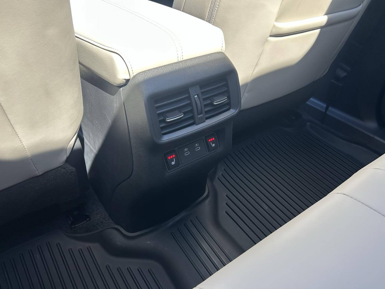 2027 Nissan Murano Platinum Photo