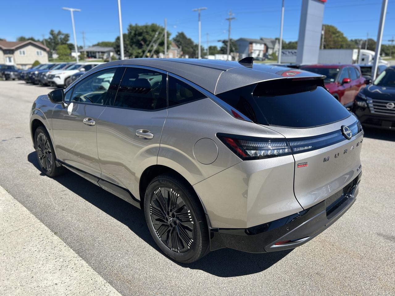 2027 Nissan Murano Platinum Photo
