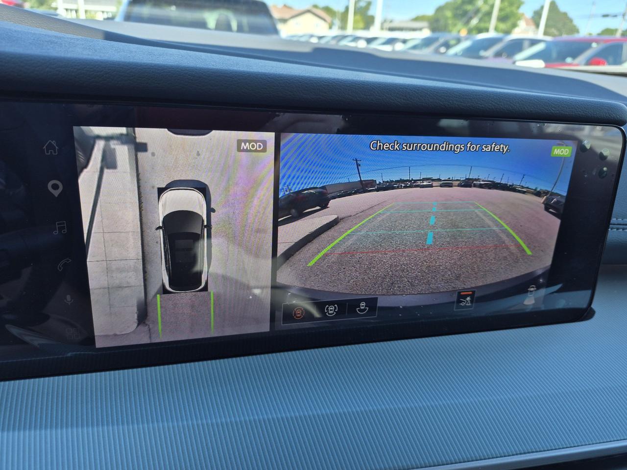 2027 Nissan Murano Platinum Photo