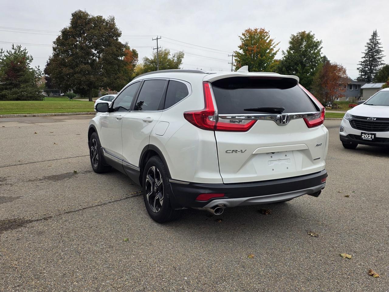 2017 Honda CR-V Touring AWD Snow tire package included Photo