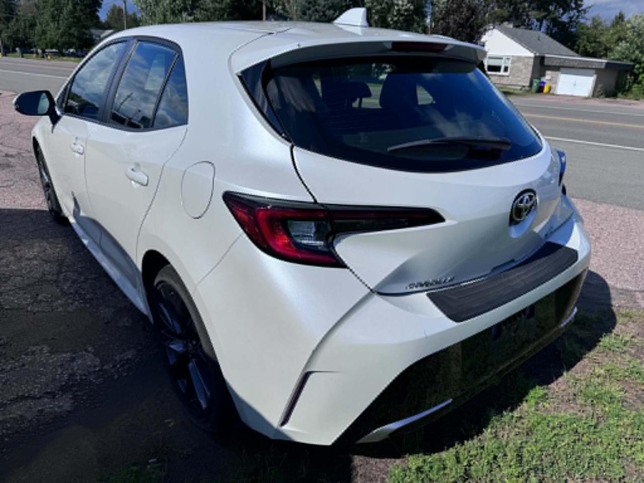 2023 Toyota Corolla SE Photo5