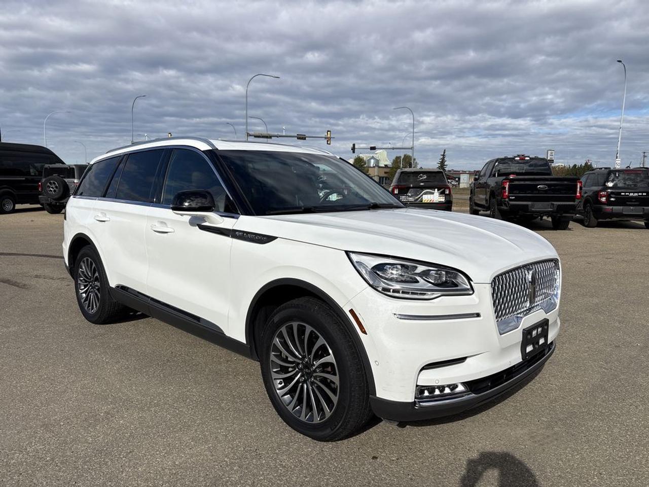 2023 Lincoln Aviator Reserve Photo0