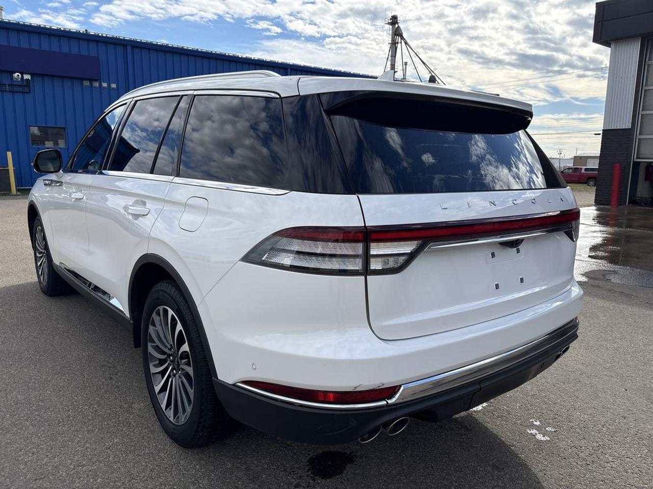 2023 Lincoln Aviator Reserve Photo4