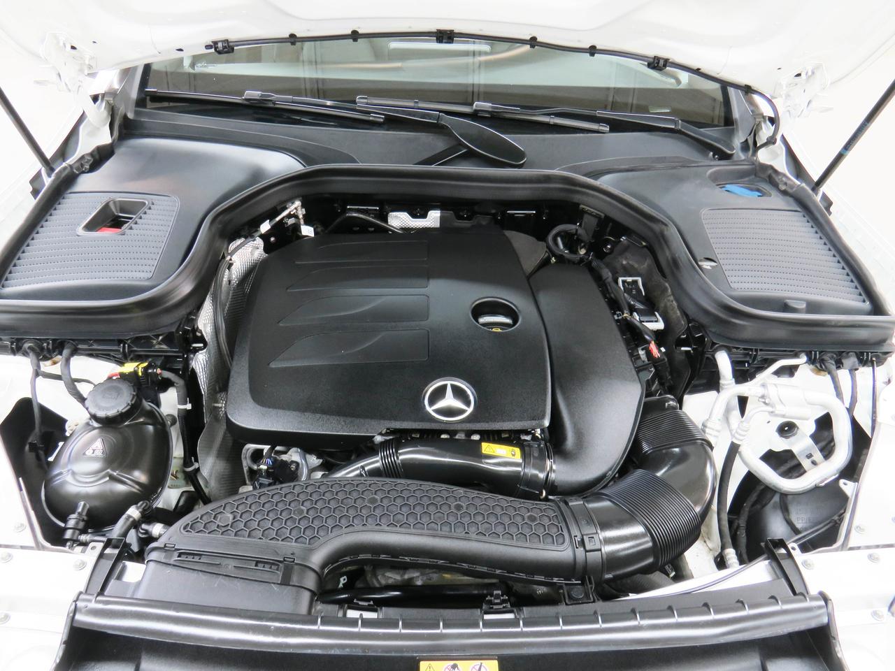 2021 Mercedes-Benz GLC-Class 300 4MATIC | Nav | Leather | Panoroof | CarPlay Photo