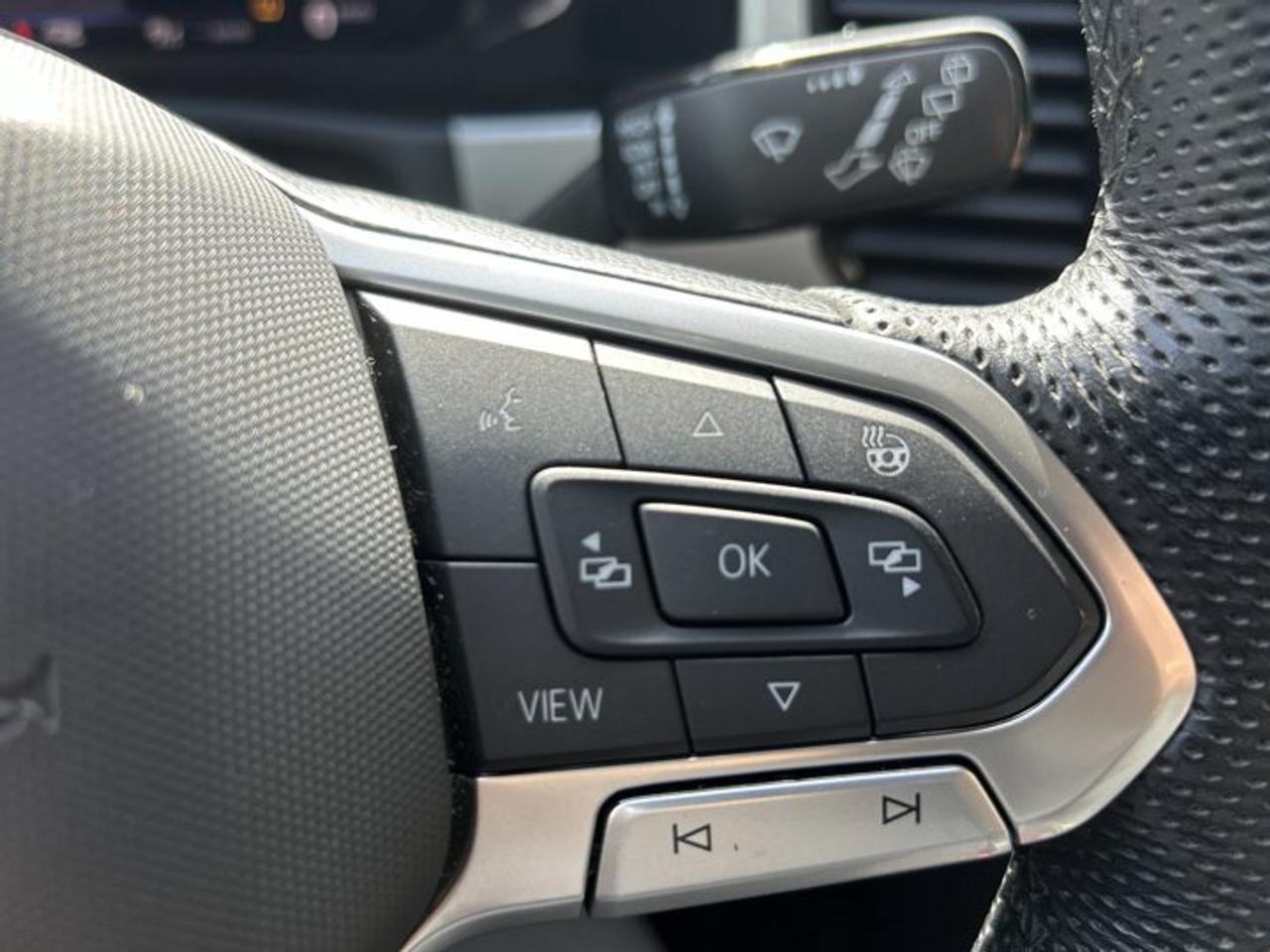2023 Volkswagen Atlas Highline R Line 4WD | One Owner | No Accidents Photo