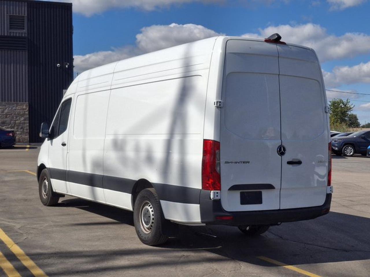 2025 Mercedes-Benz Sprinter Cargo Van 2500 Hi-Roof 170WB Cargo Van | Diesel | Rear Camera | and More ! Photo