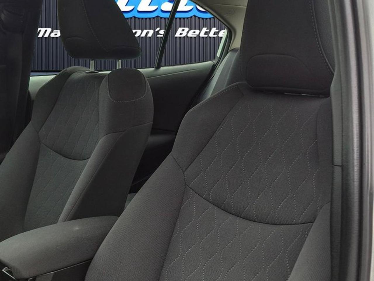 2021 Toyota Corolla LE Upgrade | Sunroof | Heated Seats | Radar Cruise | Rear Camera | Bluetooth | and More ! Photo