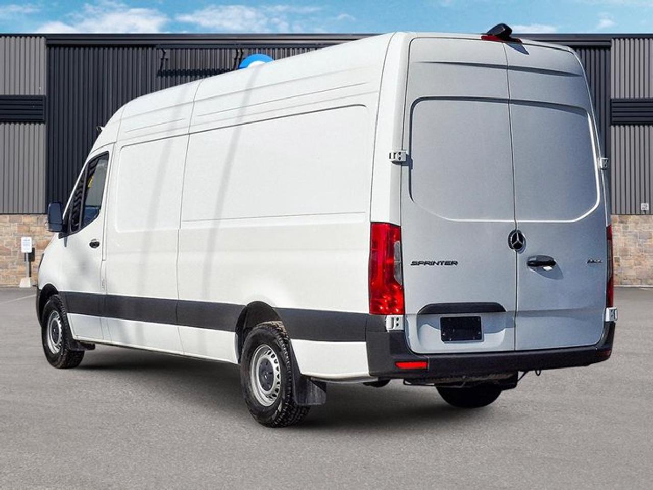 2025 Mercedes-Benz Sprinter Cargo Van 2500 Hi-Roof 170WB Cargo Van | Diesel | Rear Camera | and More ! Photo