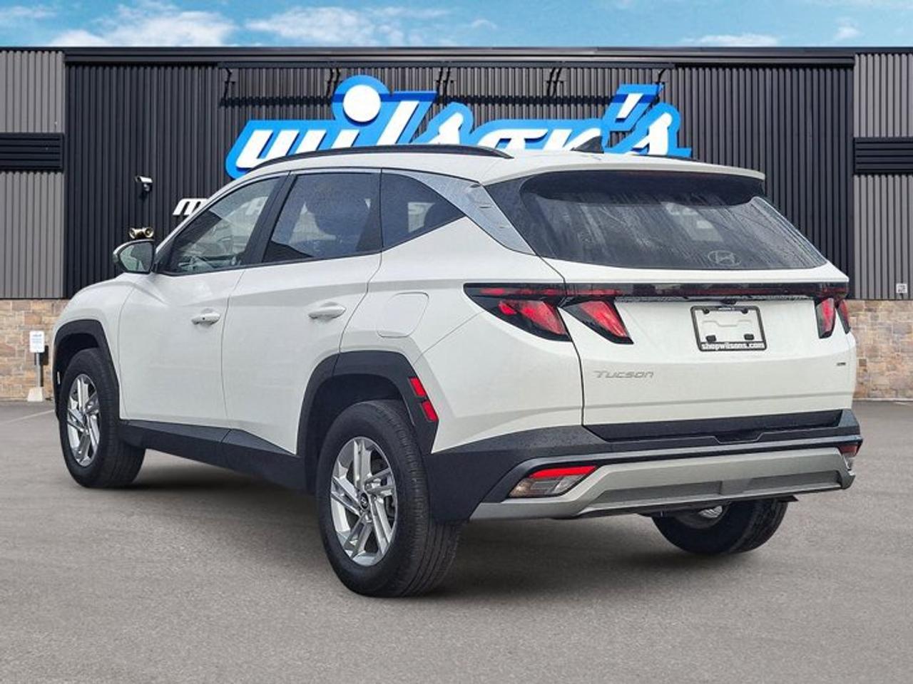 2025 Hyundai Tucson Preferred AWD | Heated Seats + Steering | Remote Start | Adaptive Cruise | Blind Spot Monitor & More Photo