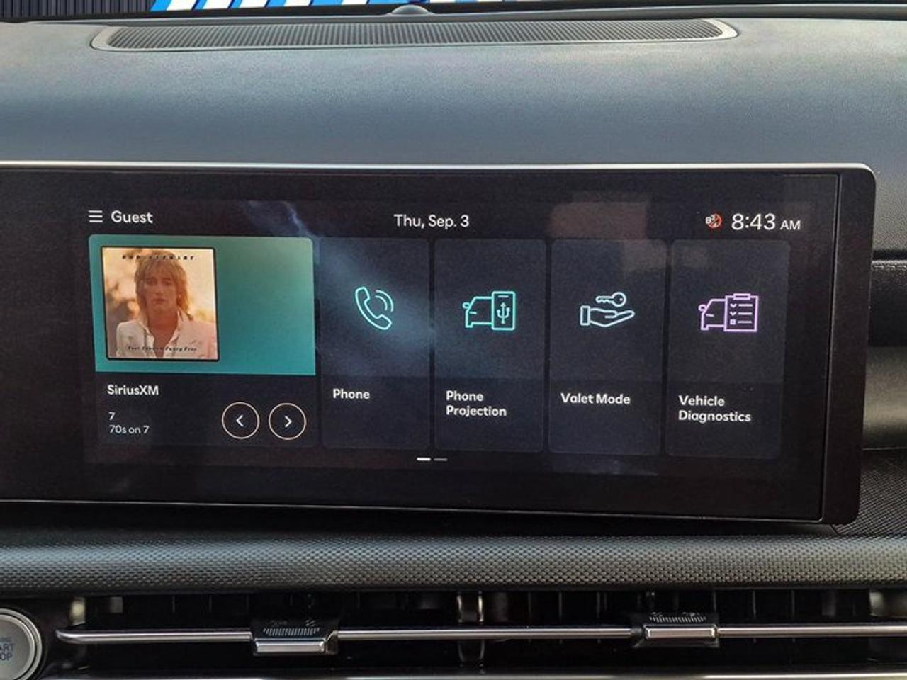 2025 Hyundai Tucson Preferred AWD | Heated Seats + Steering | Remote Start | Adaptive Cruise | Blind Spot Monitor & More Photo