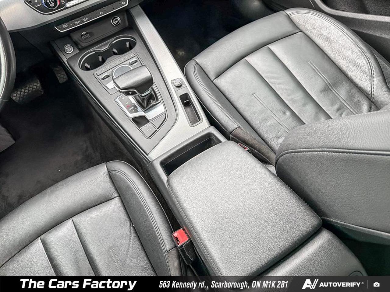 2019 Audi A4 Progressiv 45 TFSI quattro Apple Carplay Loaded! Photo