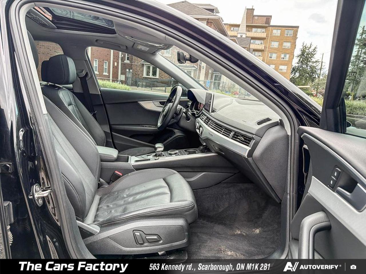 2019 Audi A4 Progressiv 45 TFSI quattro Apple Carplay Loaded! Photo