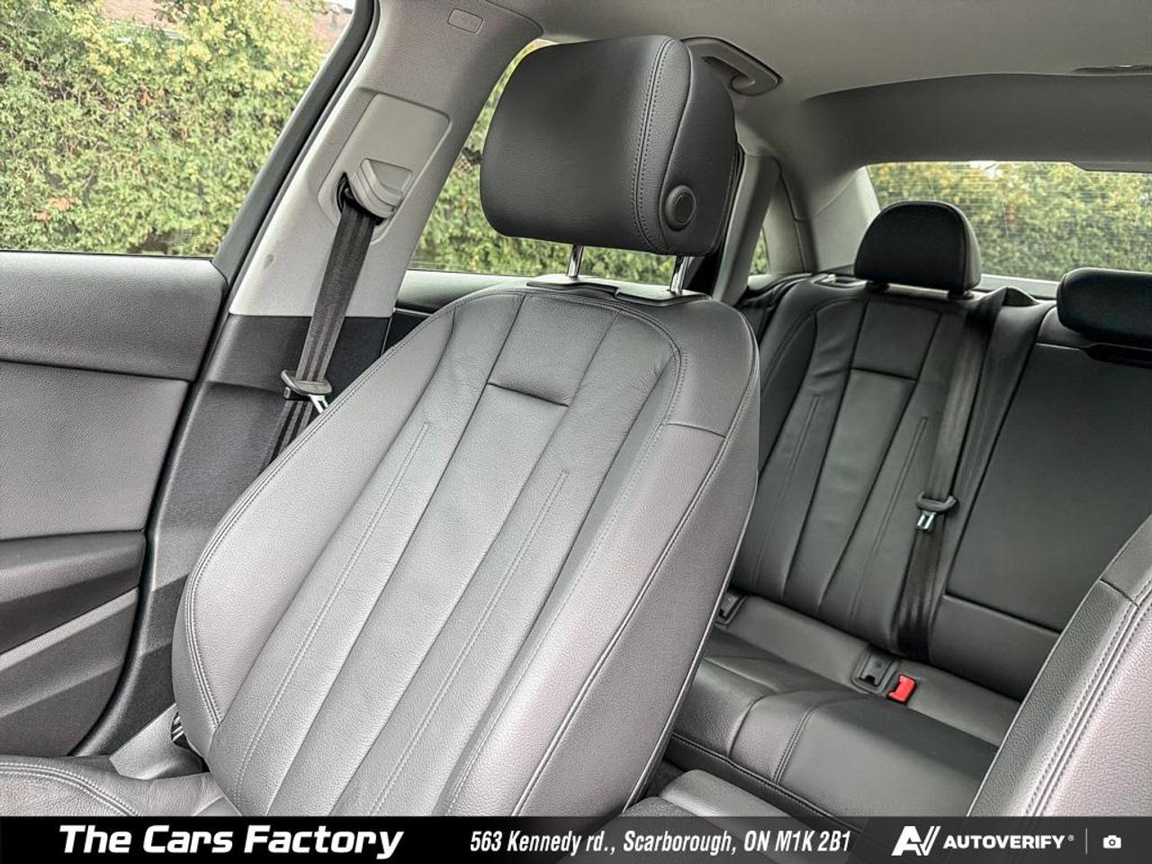 2019 Audi A4 Progressiv 45 TFSI quattro Apple Carplay Loaded! Photo