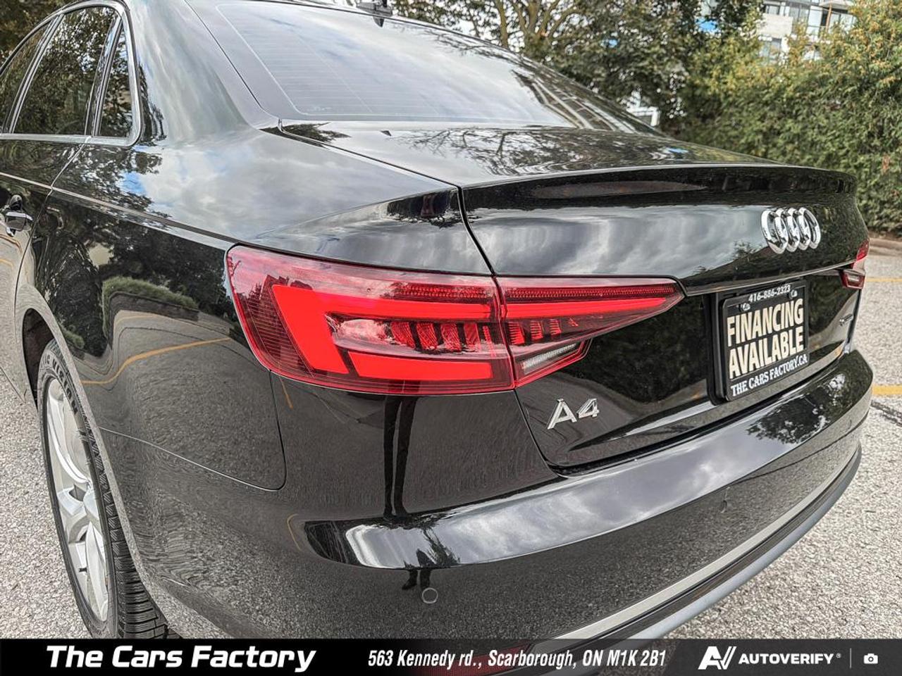 2019 Audi A4 Progressiv 45 TFSI quattro Apple Carplay Loaded! Photo