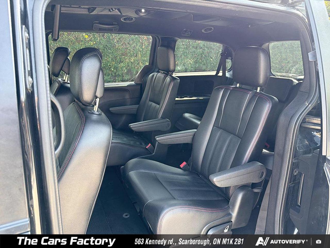 2019 Dodge Grand Caravan GT Stow 'N Go DVD / Leather / 1-Owner No Accident Photo