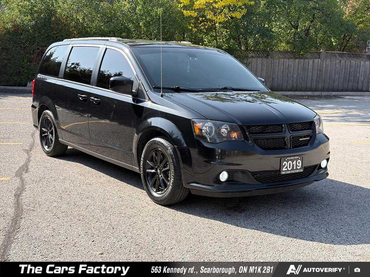 2019 Dodge Grand Caravan GT Stow 'N Go DVD / Leather / 1-Owner No Accident Photo