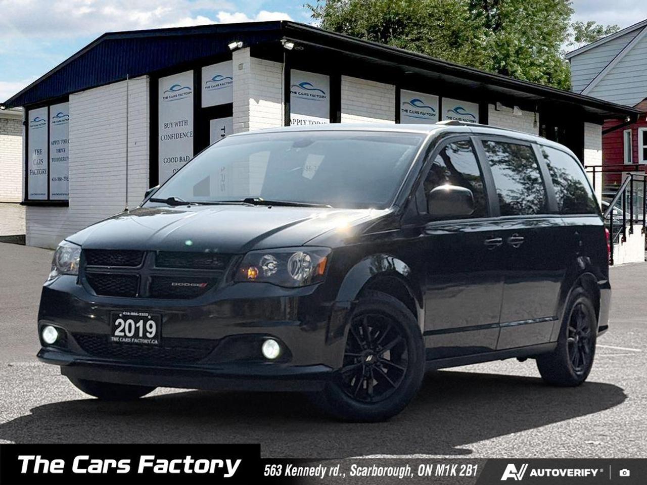 2019 Dodge Grand Caravan GT Stow 'N Go DVD / Leather / 1-Owner No Accident - Photo #1