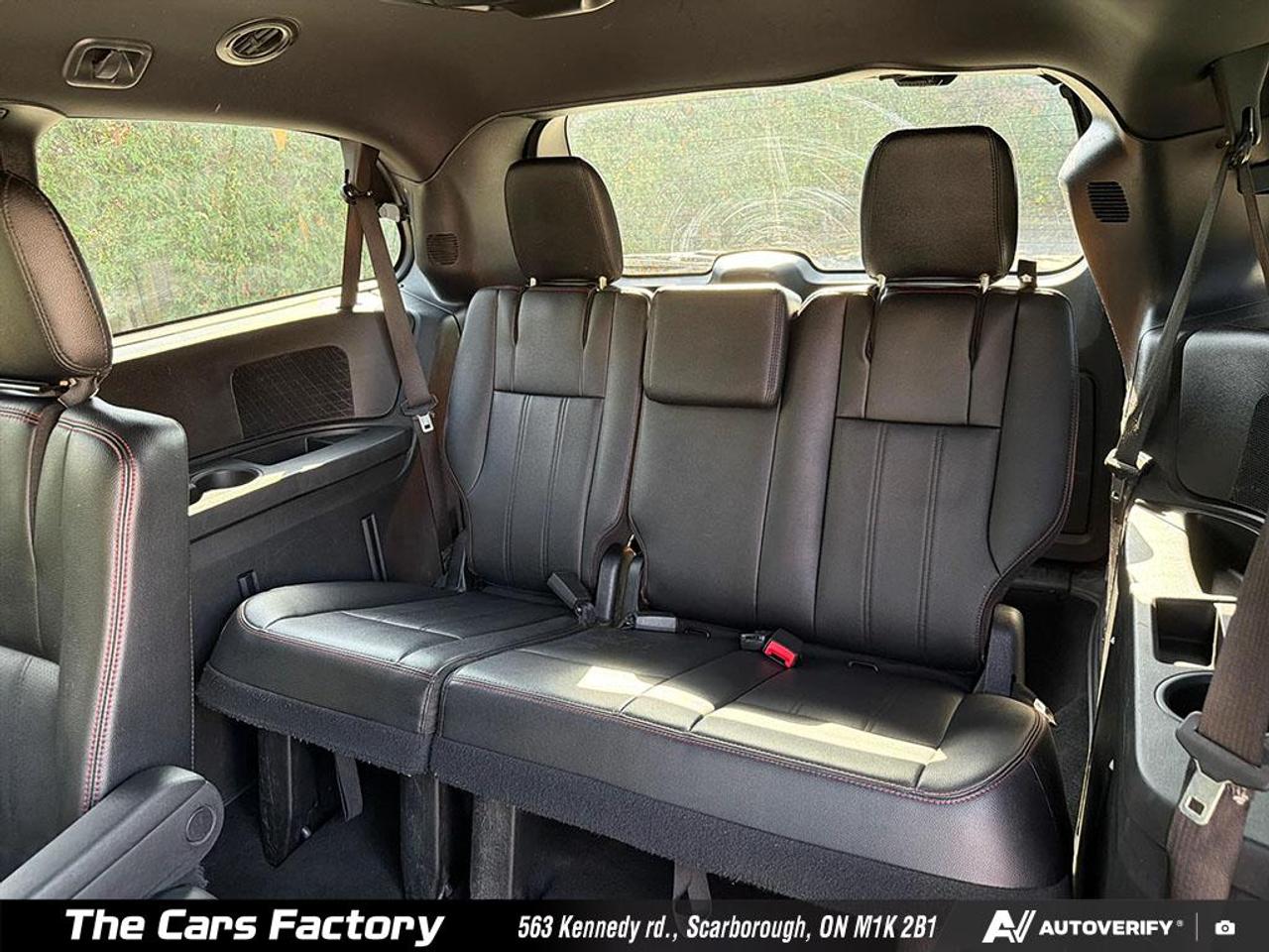 2019 Dodge Grand Caravan GT Stow 'N Go DVD / Leather / 1-Owner No Accident Photo