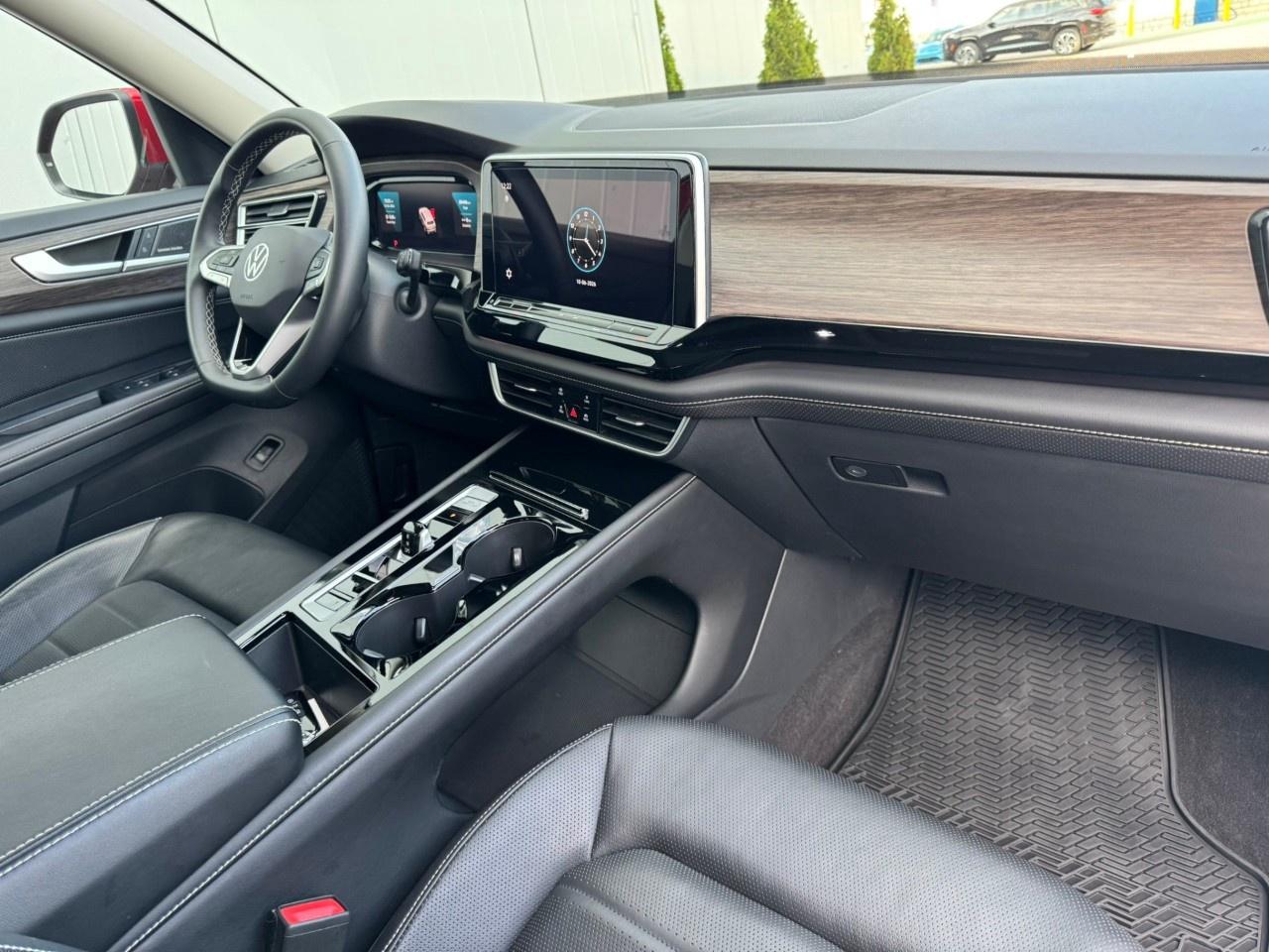 2024 Volkswagen Atlas Highline 2.0 TSI 4MOTION Photo