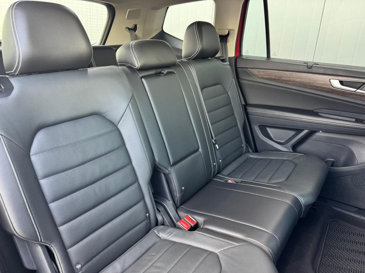2024 Volkswagen Atlas Highline 2.0 TSI 4MOTION Photo