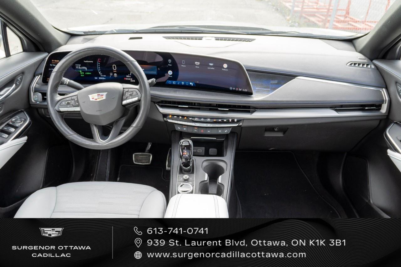 2025 Cadillac XT4 AWD 4dr Sport Photo