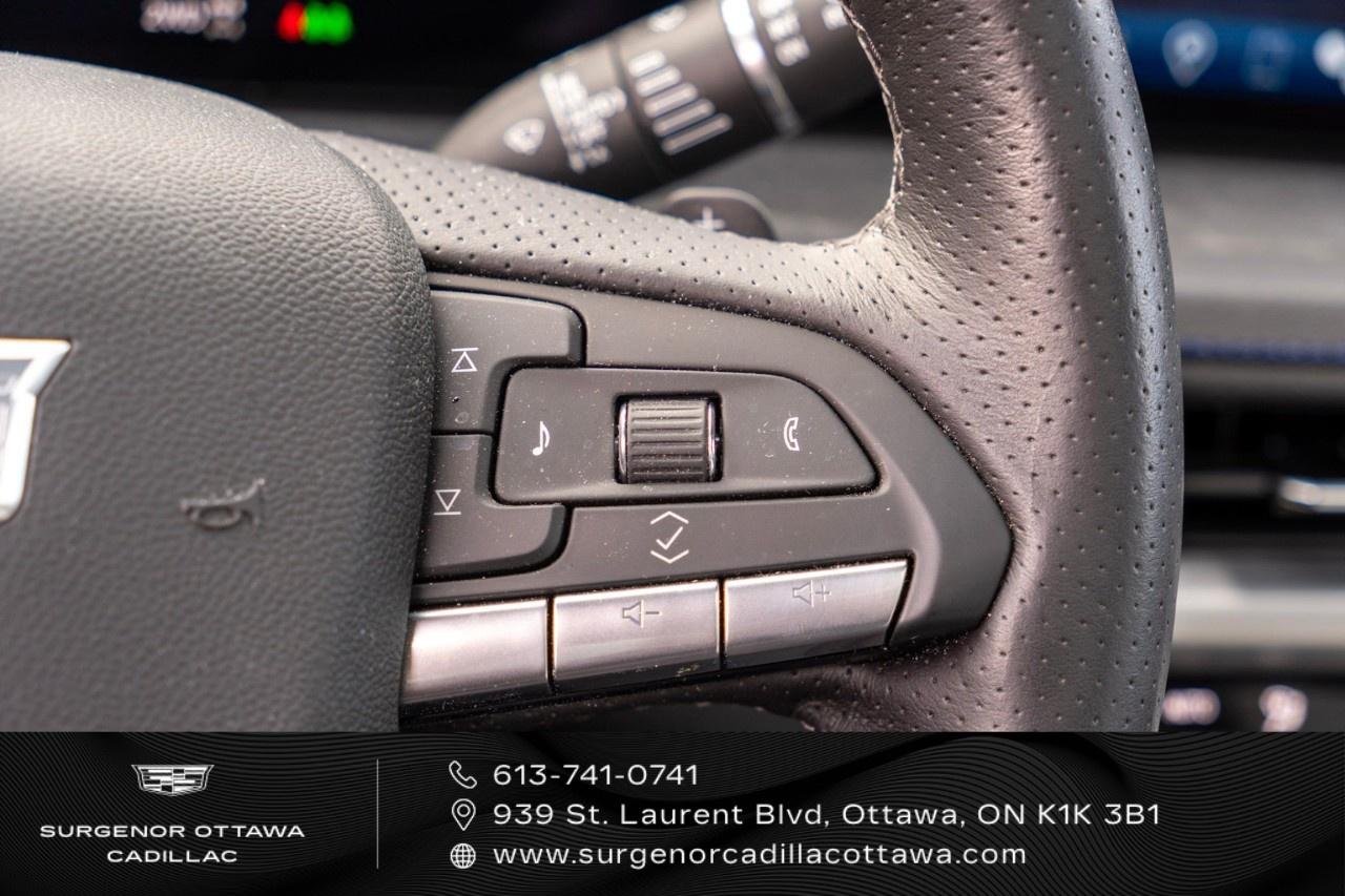 2025 Cadillac XT4 AWD 4dr Sport Photo
