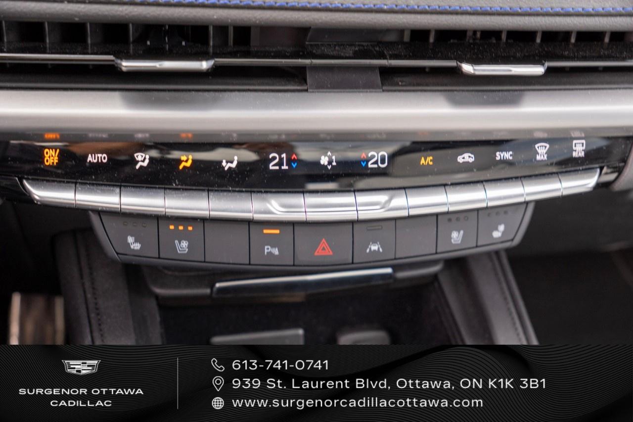 2025 Cadillac XT4 AWD 4dr Sport Photo
