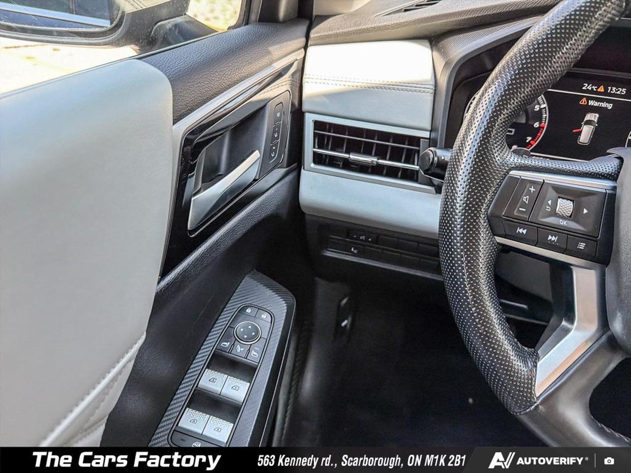 2024 Mitsubishi Outlander GT PREMIUM-S AWC Loaded No Accident Apple CarPlay! Photo