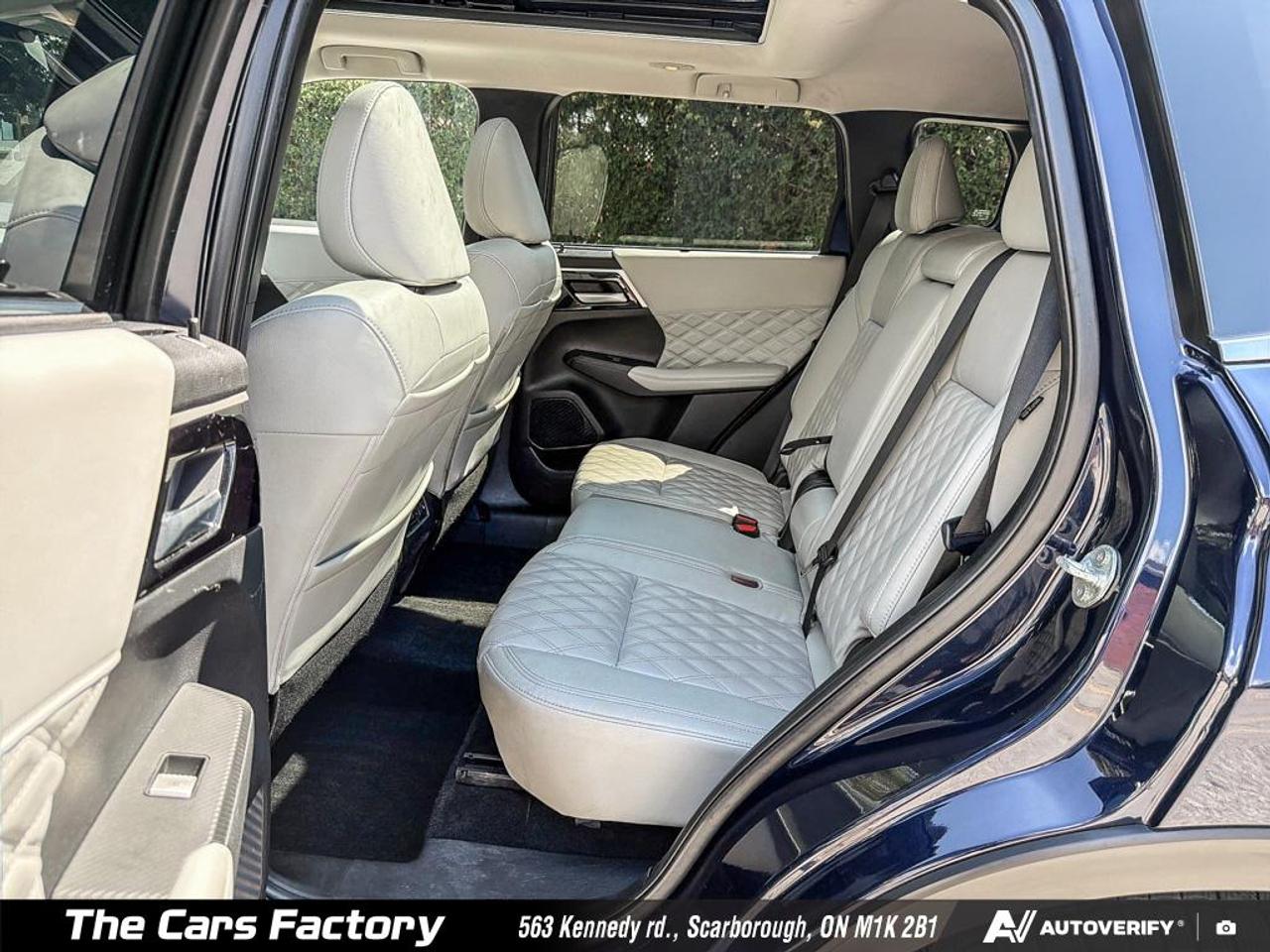 2024 Mitsubishi Outlander GT PREMIUM-S AWC Loaded No Accident Apple CarPlay! Photo