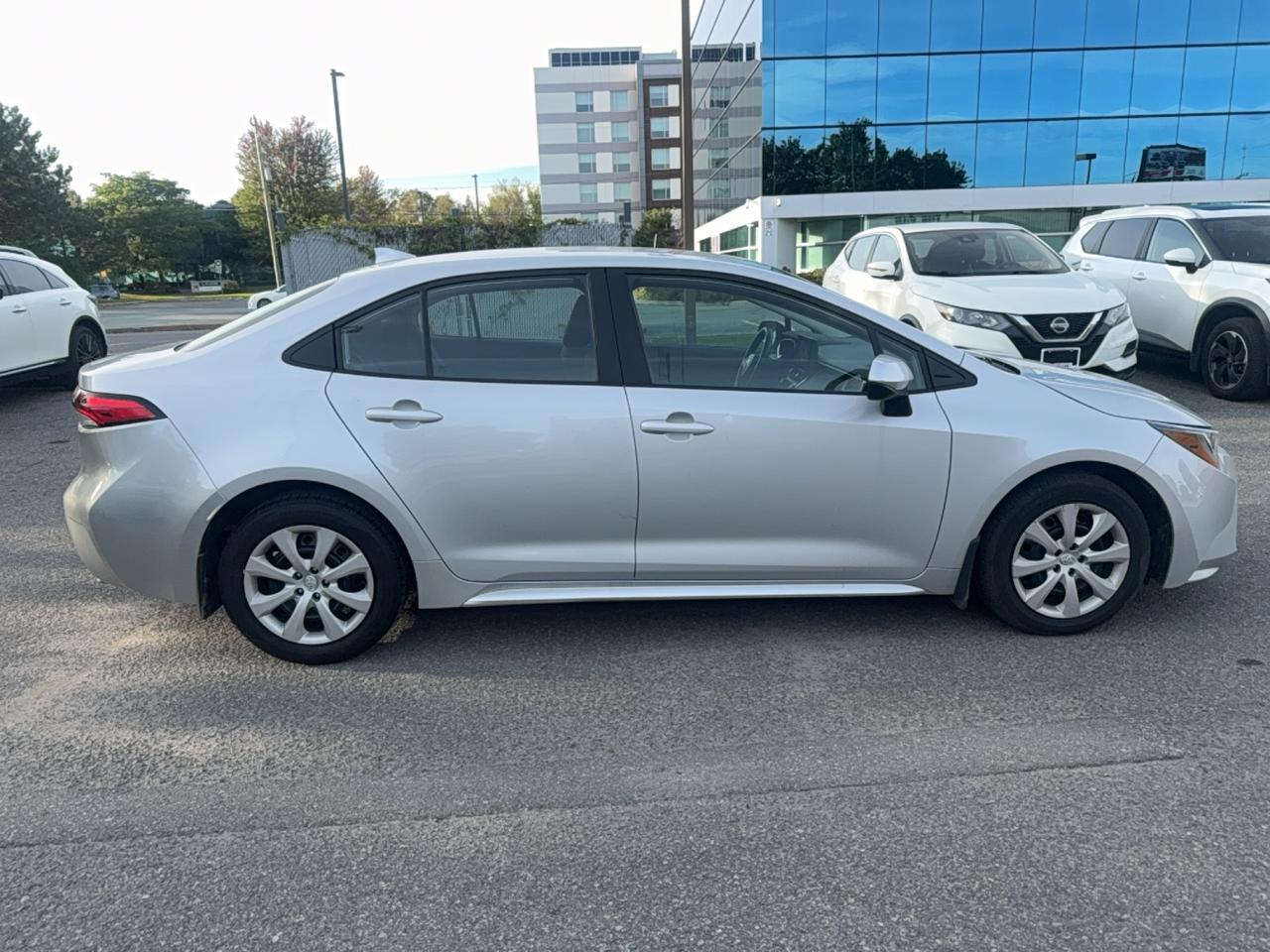 2024 Toyota Corolla LE Photo