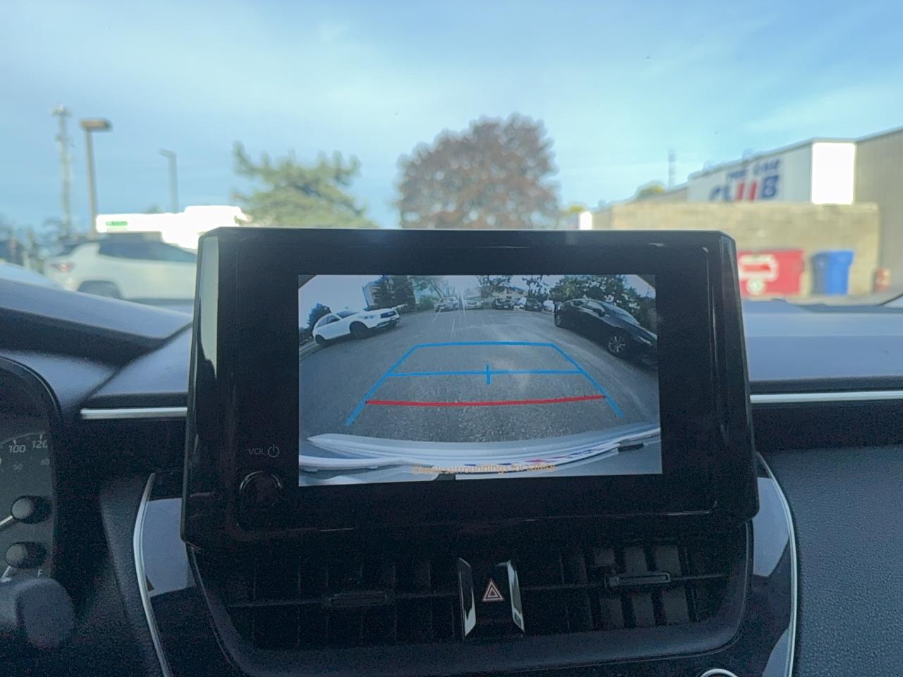 2024 Toyota Corolla LE Photo