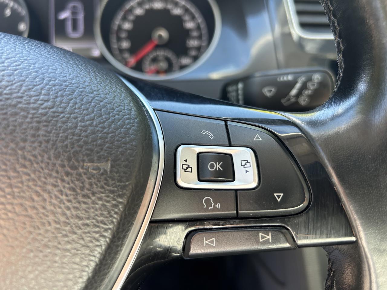 2018 Volkswagen Golf SportWagen Comfortline- 6SPD, AWD, APPLE CARPLAY/ANDROID AUTO Photo