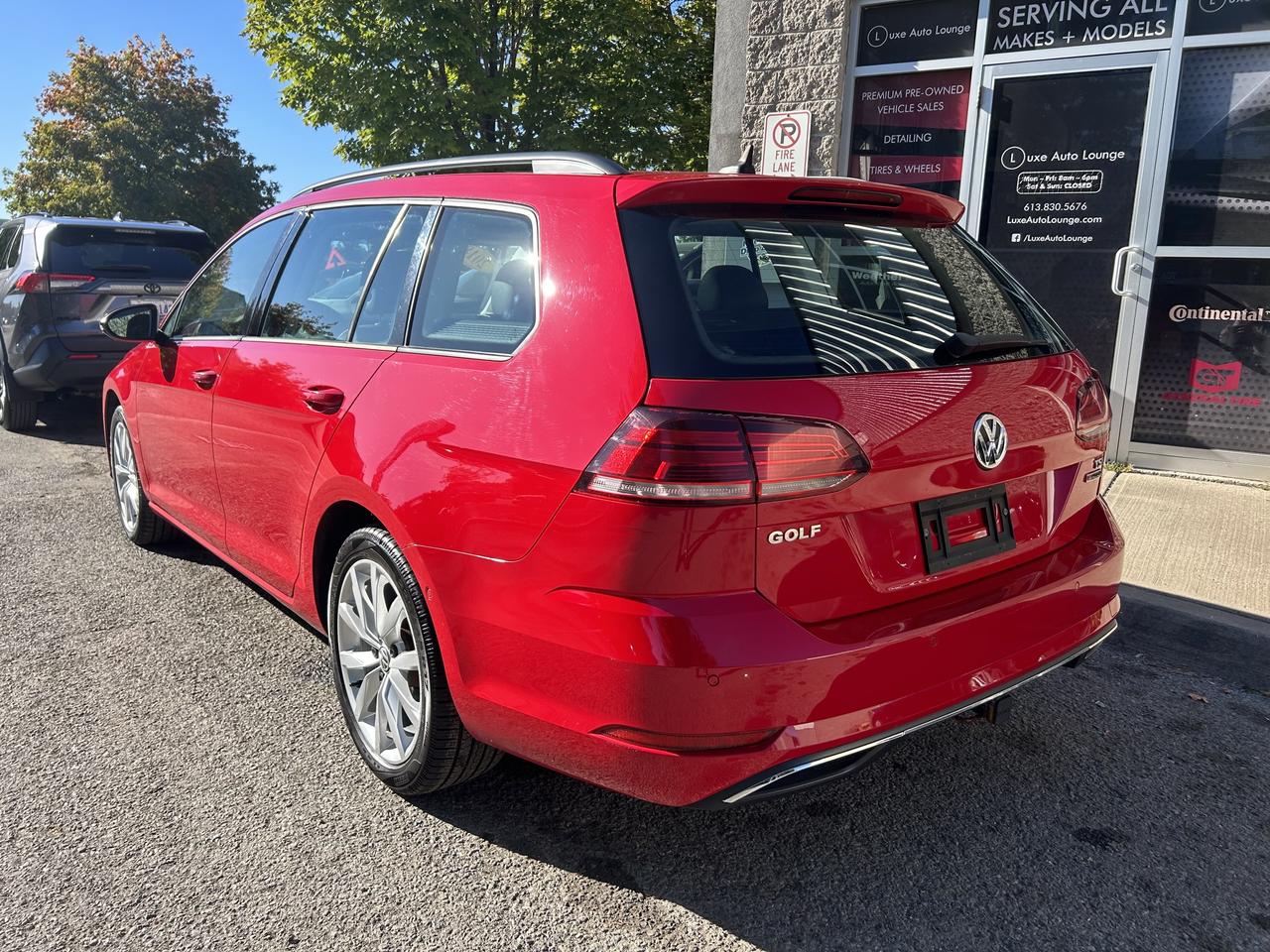 2018 Volkswagen Golf SportWagen Comfortline- 6SPD, AWD, APPLE CARPLAY/ANDROID AUTO Photo2