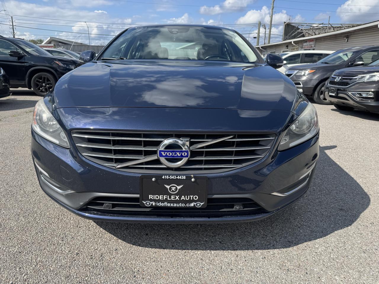 2015 Volvo S60 T5 Premier Plus Photo1