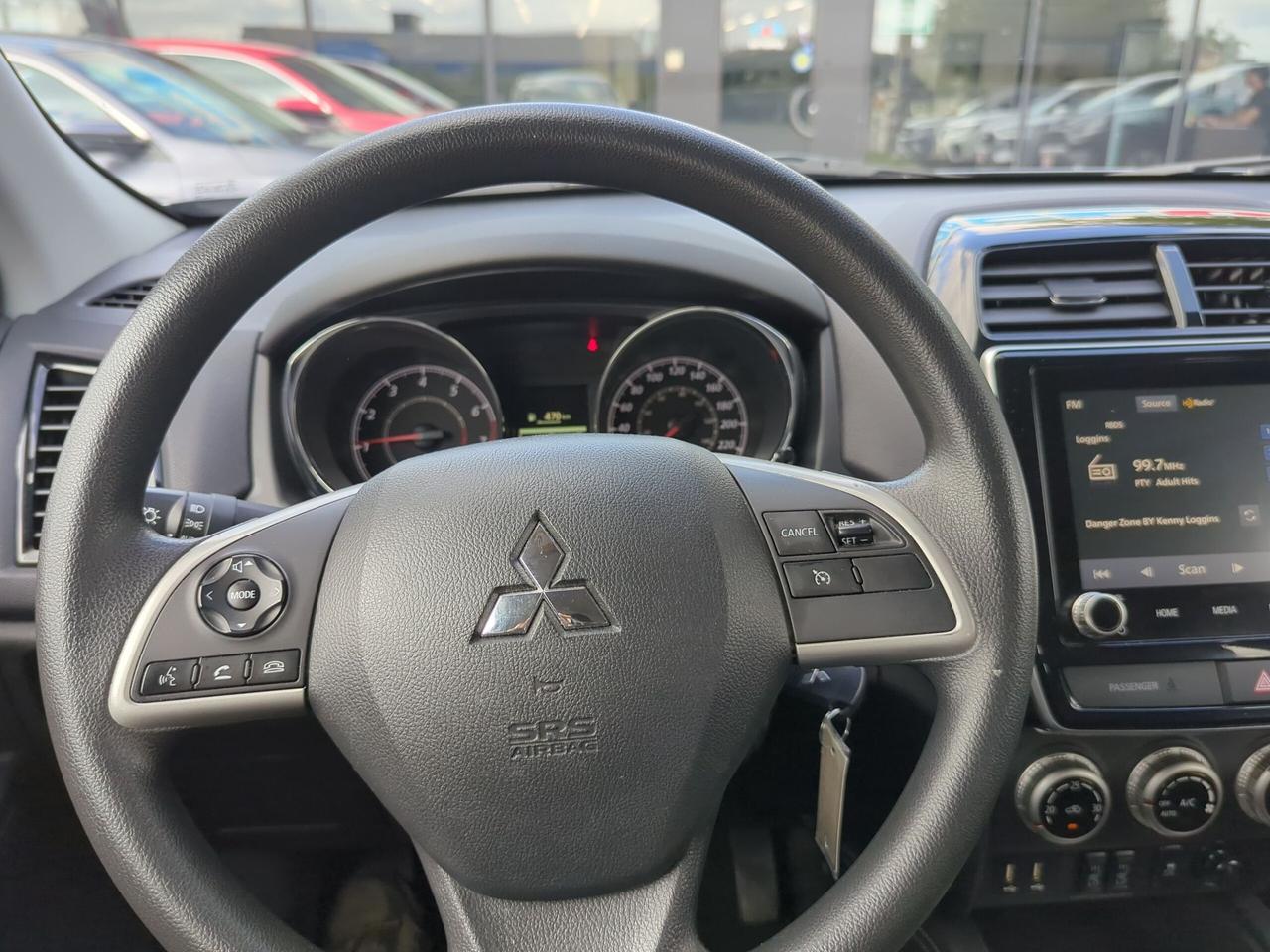 2024 Mitsubishi RVR ES