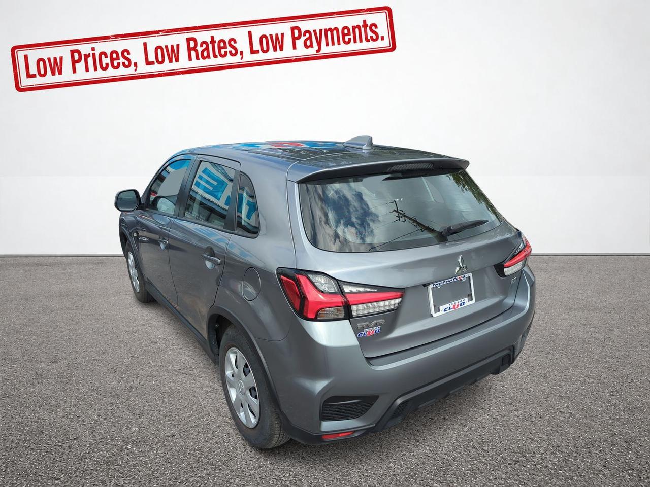 2024 Mitsubishi RVR ES
