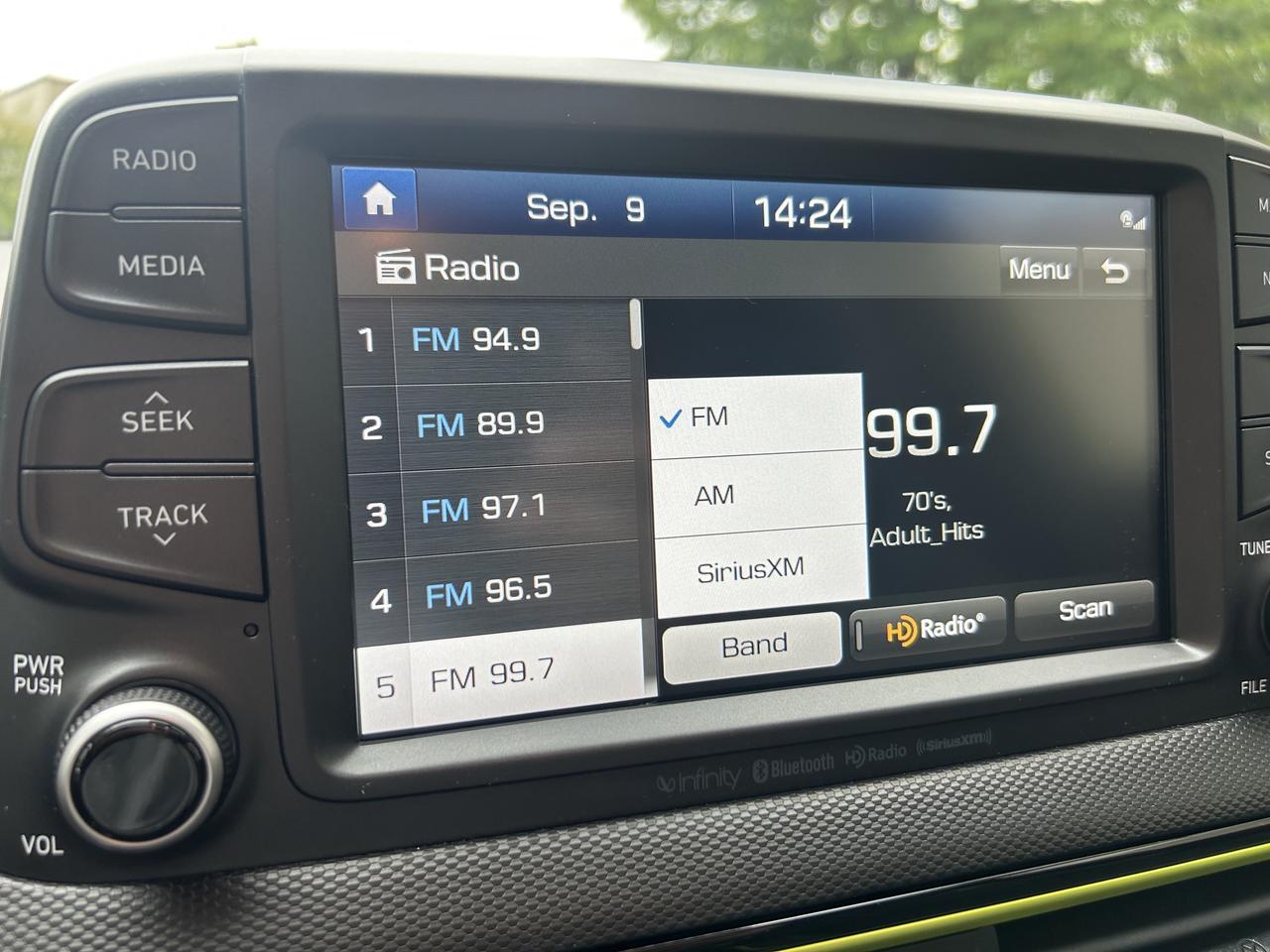 2020 Hyundai KONA ULTIMATE - LIME COLOUR PACKAGE! AWD, HEATED SEATS! Photo25