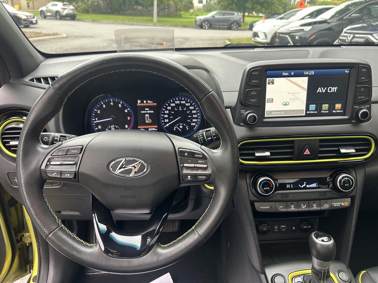 2020 Hyundai KONA ULTIMATE - LIME COLOUR PACKAGE! AWD, HEATED SEATS! Photo52