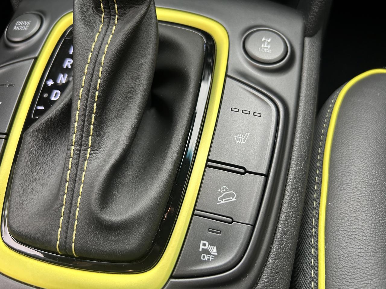 2020 Hyundai KONA ULTIMATE - LIME COLOUR PACKAGE! AWD, HEATED SEATS! Photo32