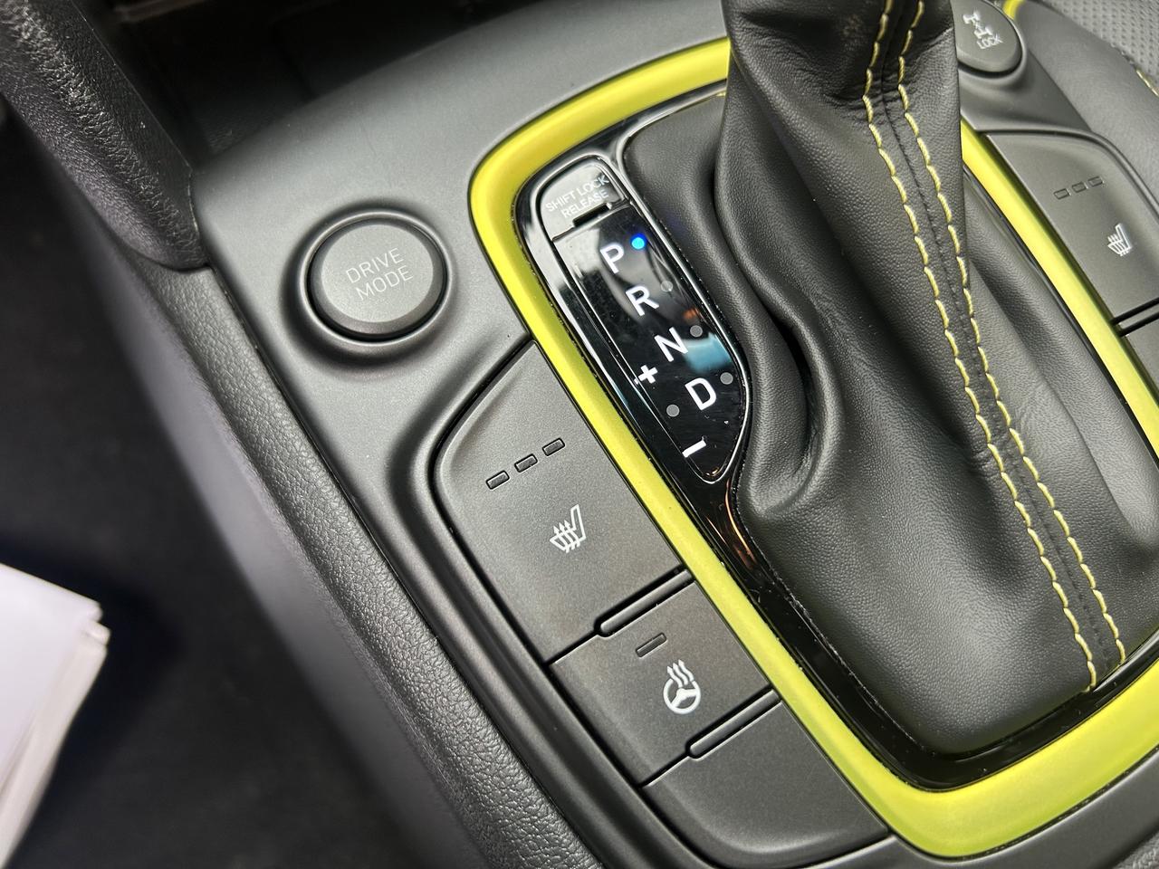2020 Hyundai KONA ULTIMATE - LIME COLOUR PACKAGE! AWD, HEATED SEATS! Photo66