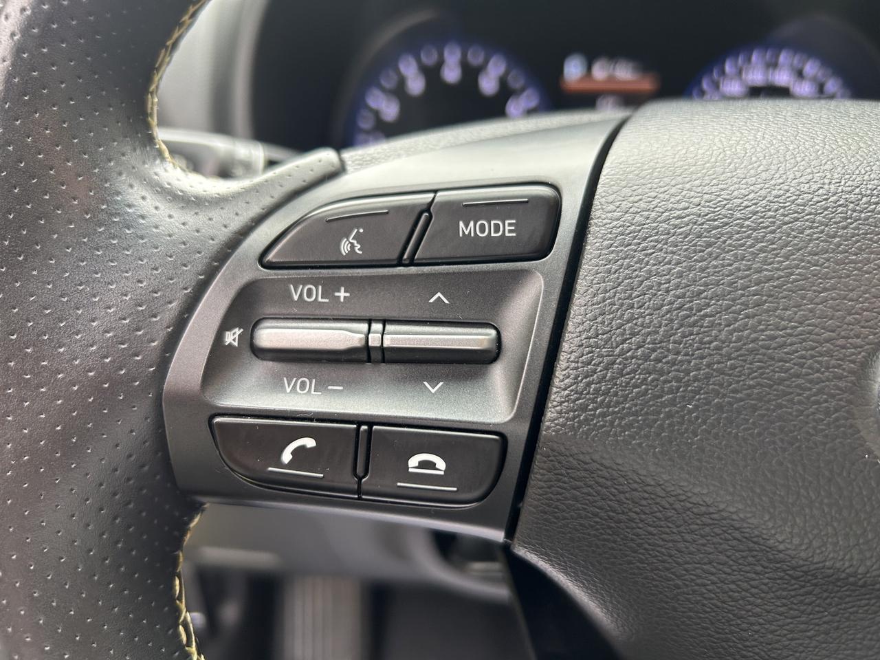 2020 Hyundai KONA ULTIMATE - LIME COLOUR PACKAGE! AWD, HEATED SEATS! Photo53