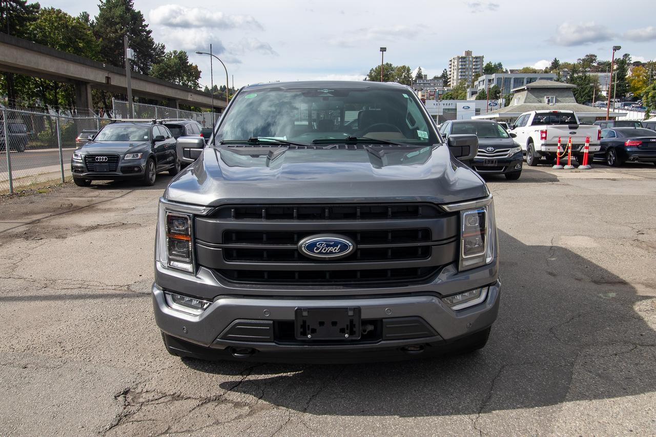 2023 Ford F-150 Lariat 4WD SuperCrew 5.5' Box Photo2