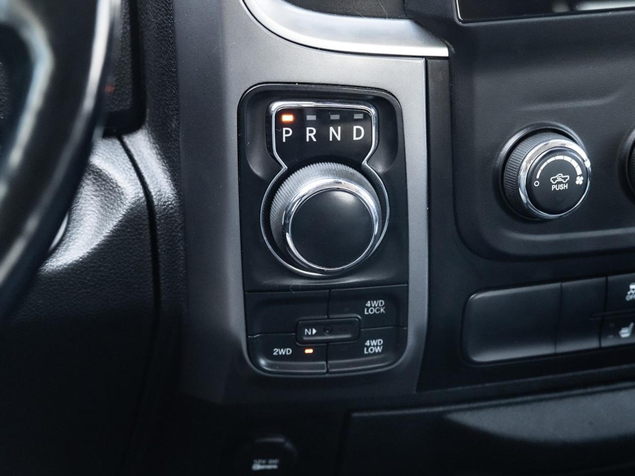 2022 RAM 1500 Classic SLT Photo13