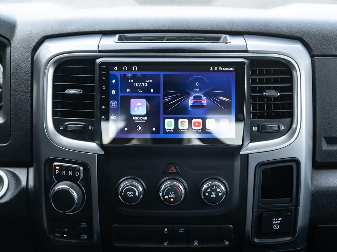 2022 RAM 1500 Classic SLT Photo9