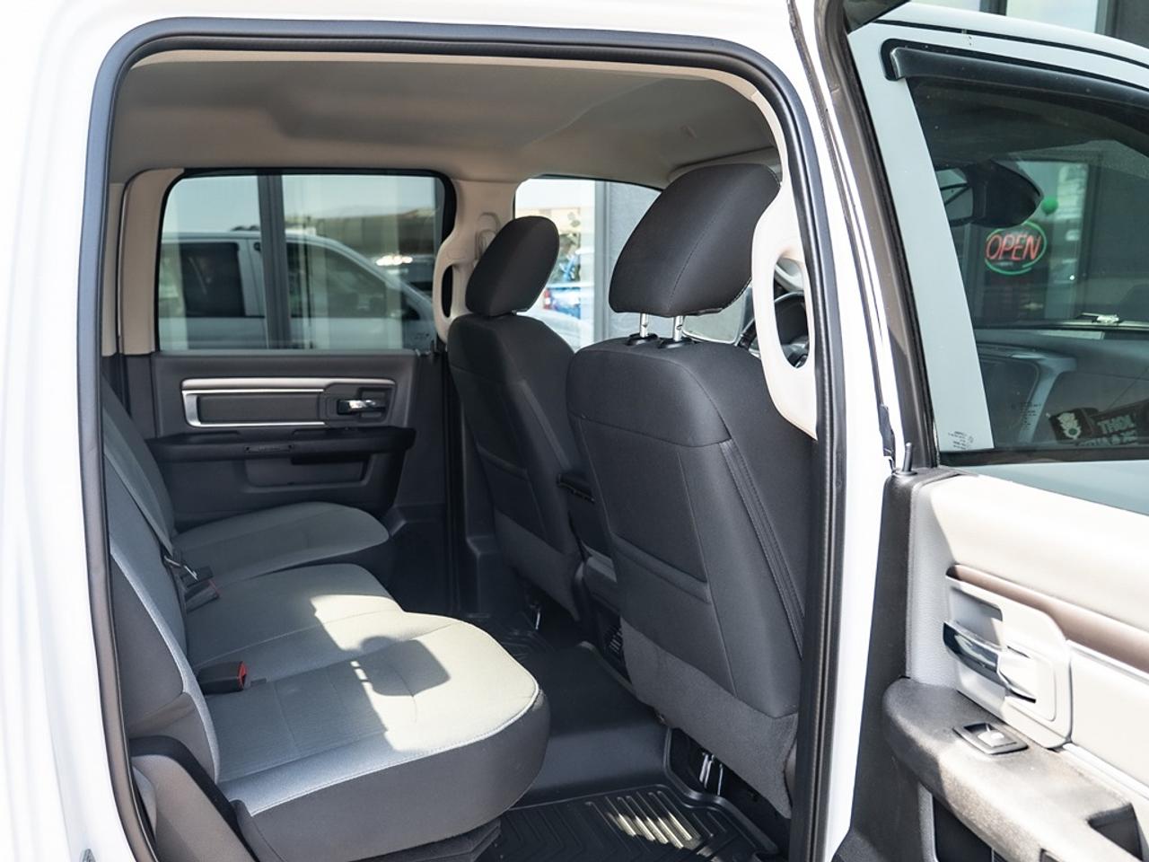 2022 RAM 1500 Classic SLT Photo19